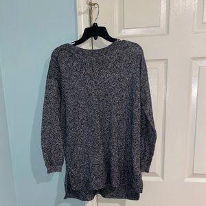 Very cute black and white shirt!